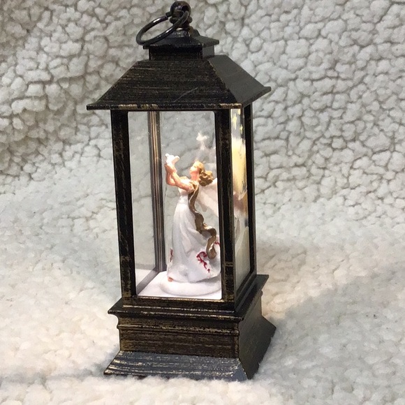 CHRISTMAS LANTERN GLOWING ANGEL LED - Picture 2 of 6